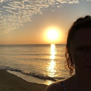 Meet your Posher, Sabrina